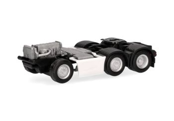 HER086011 - IVECO S-WAY Fahrgestell 6x2 – 2 Teile zum Zusammenbauen