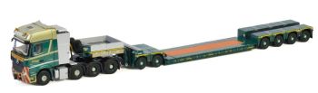 WSI01-3248 - MERCEDES Actros MP4 SLT 8x4 mit Geräteträger 2+4 Achsen