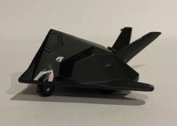 NEW01277J - Reibungsschwarzer Düsenjäger