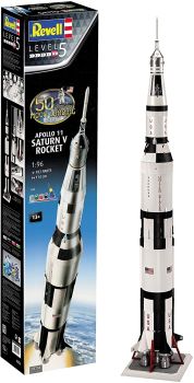 REV03704 - Apollo 11 Saturn V-Rakete mit baubarer Farbe