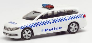 HER095815 - VOLKSWAGEN Passat Variant Victoria Polizei