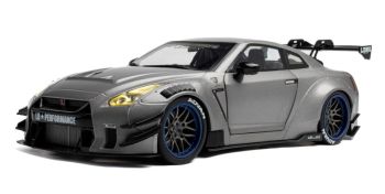 SOL1805815 - NISSAN GT-R mit Liberty Walk Bodykit 2.0 2023 Silber