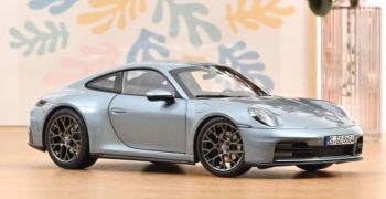 NOREV187170 - PORSCHE 911 Carrera 2025 Metallic-Silber