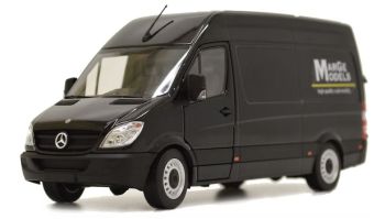MAR1905-02-01 - MERCEDES-BENZ Sprinter schwarz – Edition MarGe Models