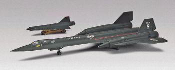REV15810 - SR-71A Blackbird Flugzeug zum Zusammenbauen und Lackieren