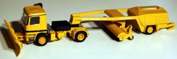 CON4069 - MERCEDES Actros 4x2 Kehrmaschine mit Schneepflug