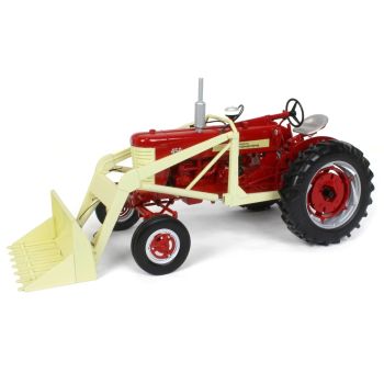 ZJD1894 - IH FARMALL 450 mit Lader