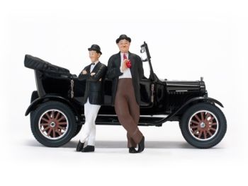 SUN1905 - FORD Modell T 1925 mit LAUREL AND HARDY Figur