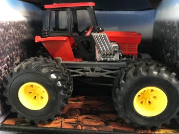 NEW19936E - Roter und grauer Traktor-Monster-Truck