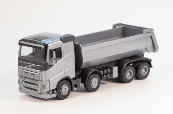 EMEK21351 - VOLVO FH16 8x4, grauer Kipper