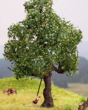 NOC21769 - Baum mit Mikrobewegung und Schaukel