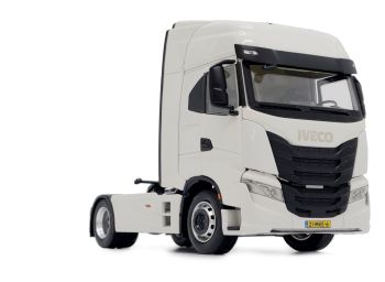 MAR2231-01 - IVECO S-Way 4x2 weiß