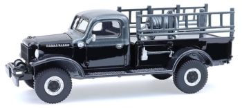 GREEN28170-C - 1946 Dodge Power Wagon Feuerwehr Schwarz aus der Black Bandit-Serie in Blisterverpackung