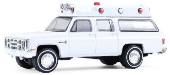 GREEN30508 - CHEVROLET Suburban K20 Custom Deluxe 1973 Krankenwagen