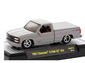 M2M-31500-MJS73 - Chevrolet C1500 SS 454, Baujahr 1991, grau in Blisterverpackung