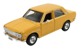 MST31518JAUNE - DATSUN 510 1971 gelb