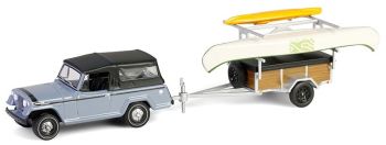 GREEN32320-B - JEEP Jeepster Commando SC-1 mit Anhänger und Zubehör 1968, Grau aus der HITCH & TOW Serie in Blisterverpackung