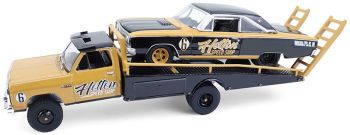 GREEN33260-A - DODGE Ram D350 1985 mit DODGE Coronet 1965 braun - HOTTON SPEED SHOP aus der H.D. TRUCKS-Serie