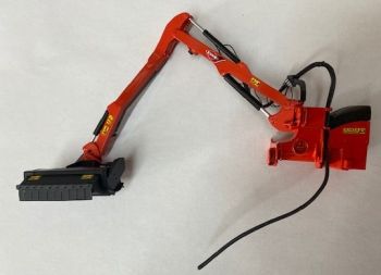 ART321003 - KUHN Multi-Longer 5551 Red Mäher hergestellt von artisan32