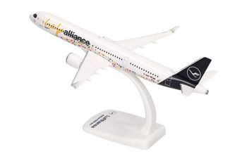 HER614832 - AIRBUS A321neo Lufthansa Help Alliance auf Sockel