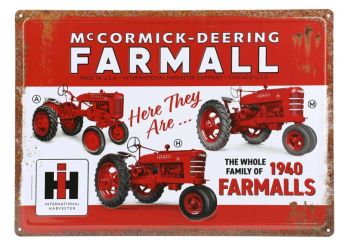 42051 - Letrero metálico de la familia FARMALL, 1940 - 43 x 30 cm