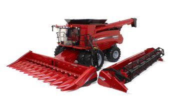 ERT47391 - Mähdrescher CASE IH 8240 mit 2 Mähwerken – Big Farm