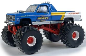 GREEN49160-B - CHEVROLET C30 1983 Monster Truck – HOLMAN'S BEAST aus der Serie KINGS OF CRUNCH in Blisterverpackung