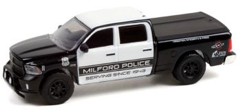 GREEN42980-E - DODGE Ram 1500 2017 Milford Police HOT PURSUIT 40 Series Blisterpackung