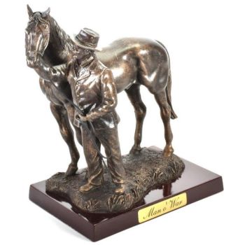 ATL4652113 - Rennpferd-Statue – Man o'war