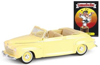 GREEN54110-A - FORD Super Deluxe Convertible Club Coupé 1947 Gelb aus der GARBAGEPAILKIDS-Serie in Blisterverpackung