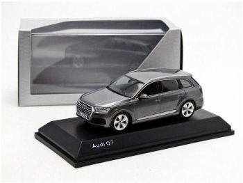 SPA5011407633 - AUDI Q7 dunkelgrau