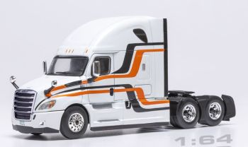 IXO64TR013A - FREIGHTLINER Cascadia 6x4 2018 Weiß