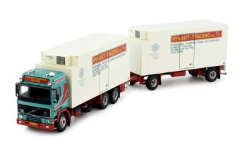 TEK76835 - VOLVO F12 Globetrotter 6x4 Kühl-LKW mit 1+1-achsigem RYNART Kühlauflieger