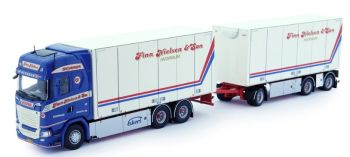 TEK75147 - SCANIA S Highline Rigid 6x4 mit Anhänger 3 Achsen FINN NIELSEN & SOHN