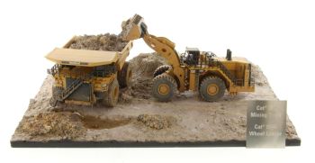 DCM85762 - Set – CATERPILLAR 994K Radlader mit CATERPILLAR 797 Muldenkipper