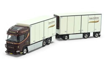 TEK86966 - DAF XG+ 6x4 LKW mit 1+2-achsigem Kühlauflieger KASPER H.NIELSEN