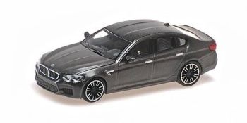 MNC870028008 - BMW M5 2018 Graumetallic