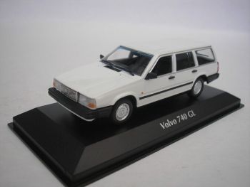 MXC940171710 - VOLVO 740 GL Kombi 1986 weiß