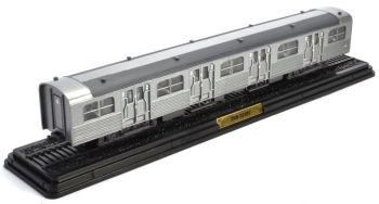 ATL2434008 - Zwischenanhänger ZBB-25101 zweite Klasse grau Edelstahl für Triebwagen Typ ZBD-5101 SNCF aus der Serie Les Automotrices des Réseaux Français Maschine nicht funktionsfähig.