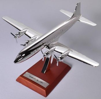 ATL7504023 - Amerikanisches Transportflugzeug DOUGLAS DC-6B 1951