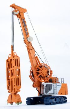 BYM25030/1 - BAUER GB50 Seilbohrgerät für Schlitzwände