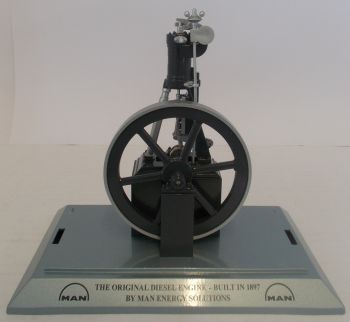 CON9113/09 - MAN-Dieselmotor 1897