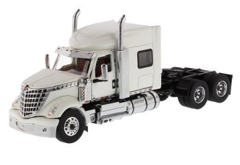 DCM71024 - INTERNATIONAL Lonestar 6x4 Weiß