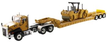 DCM85601 - CATERPILLAR CT660 6x4 und XL120 Tiefladeranhänger mit CB-534 Kompaktor inklusive
