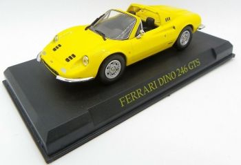 MAGFERDINO - FERRARI Dino 246 GTS 1972 gelbes Dach offen in Blister verkauft