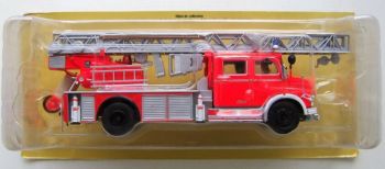 MAGFIRESP14 - MERCEDES L1519 DLK30 Orange Feuerwehrmann/-frau