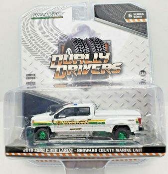 GREEN46060-CVERT - FORD F-3500 Lariat Doppelkabinen-Pick-up 2018 Broward County Marine Unit; grüne Felgen; Dual Drivers Series; grüne Metallversion; wird im Blister verkauft