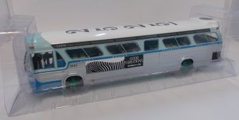 GREEN86544VERT - GENERAL MOTORS 1960S THD #2525 Bus aus dem Film Speed Green Metal Version von 1994; grünes Rad und Chassis