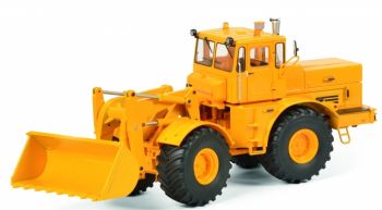 SCH7709 - KIROVETS K-700A mit Ladegerät