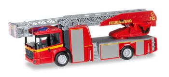 HER092777 - MERCEDES L32 xs Feuerwehrmann große Leiter